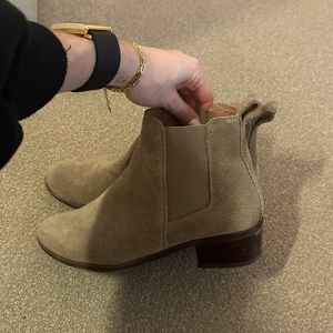 Steve Madden Chelsea Boot